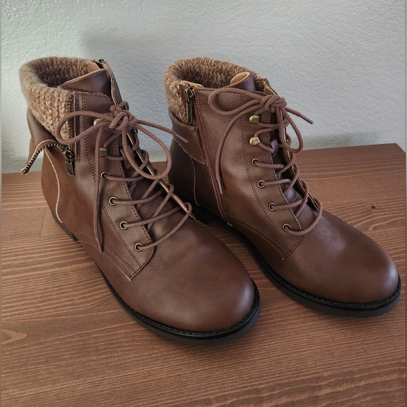 Brown Foldover Sweater Detail Combat Boot (WW) - Picture 3 of 5